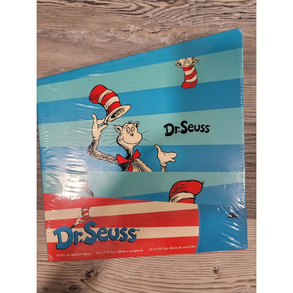 Dr. Seuss scrabbook New sealed 8x8in 10 pages, Acid free protectors
